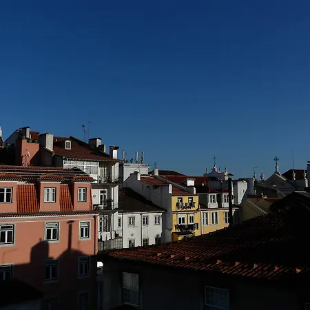 Bairro Alto By Rental4all Apartment *