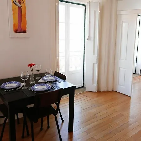 Bairro Alto By Rental4all Apartment *